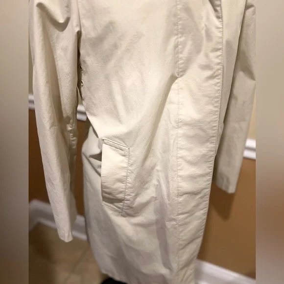 Banana Republic Women's Trench Rain Coat - Picture 2 of 4